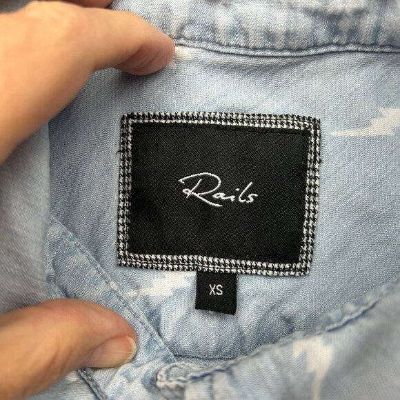 Rails Lightning Bolt Button up Long Sleeve Shirt Women's Size XS Blue Chambray - Picture 3 of 11